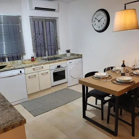 Apartment Cozy Next To Hard Rock